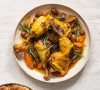Chicken with dry apricots